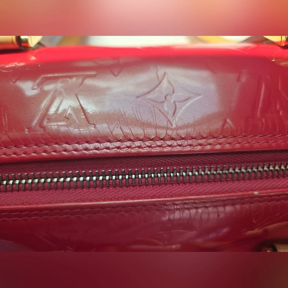 Louis Vuitton Red Vernis papillon‎ bedford bag